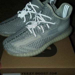 Yeezy boost for kids size 2.5
